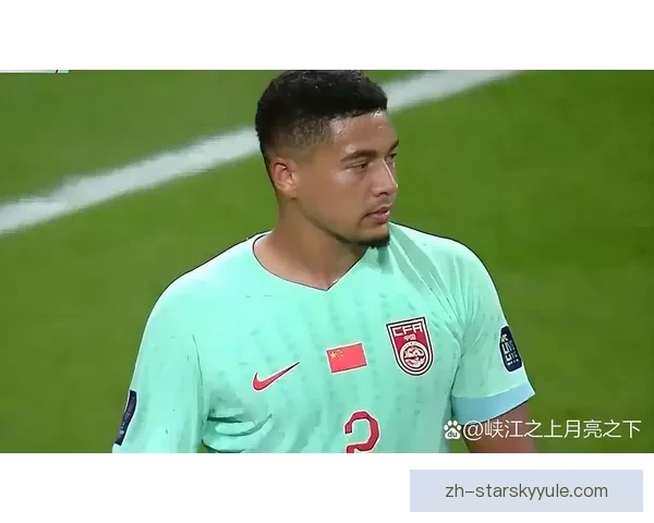 前锋积极回防缓解后卫压力之道